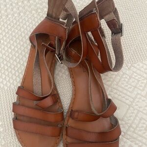 Brown Leather Strappy Women’s Sandals